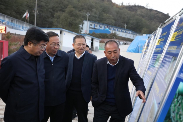 王明智一行到集團寶塔區(qū)...